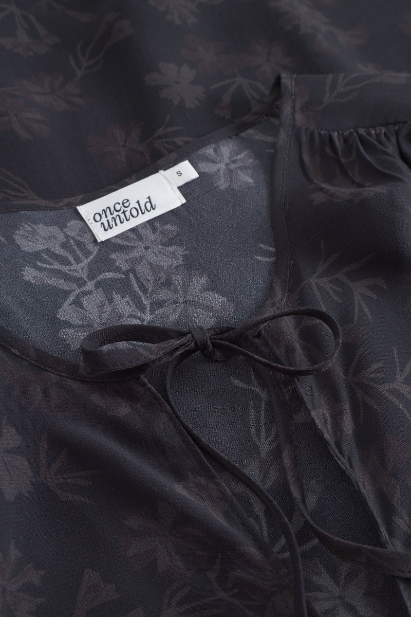 Frost Blouse - Petite Plum Flower