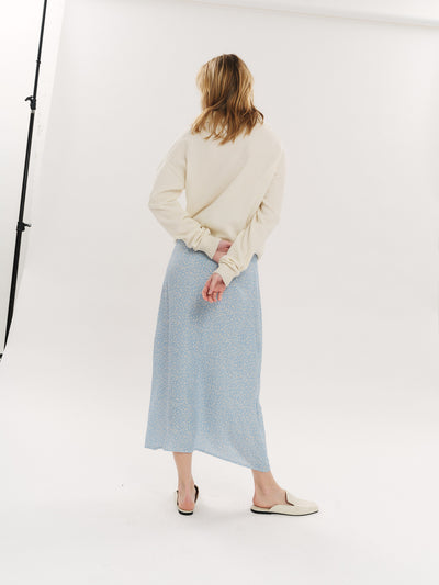 Ellen Midi skirt - Lt Blue Petite Flower