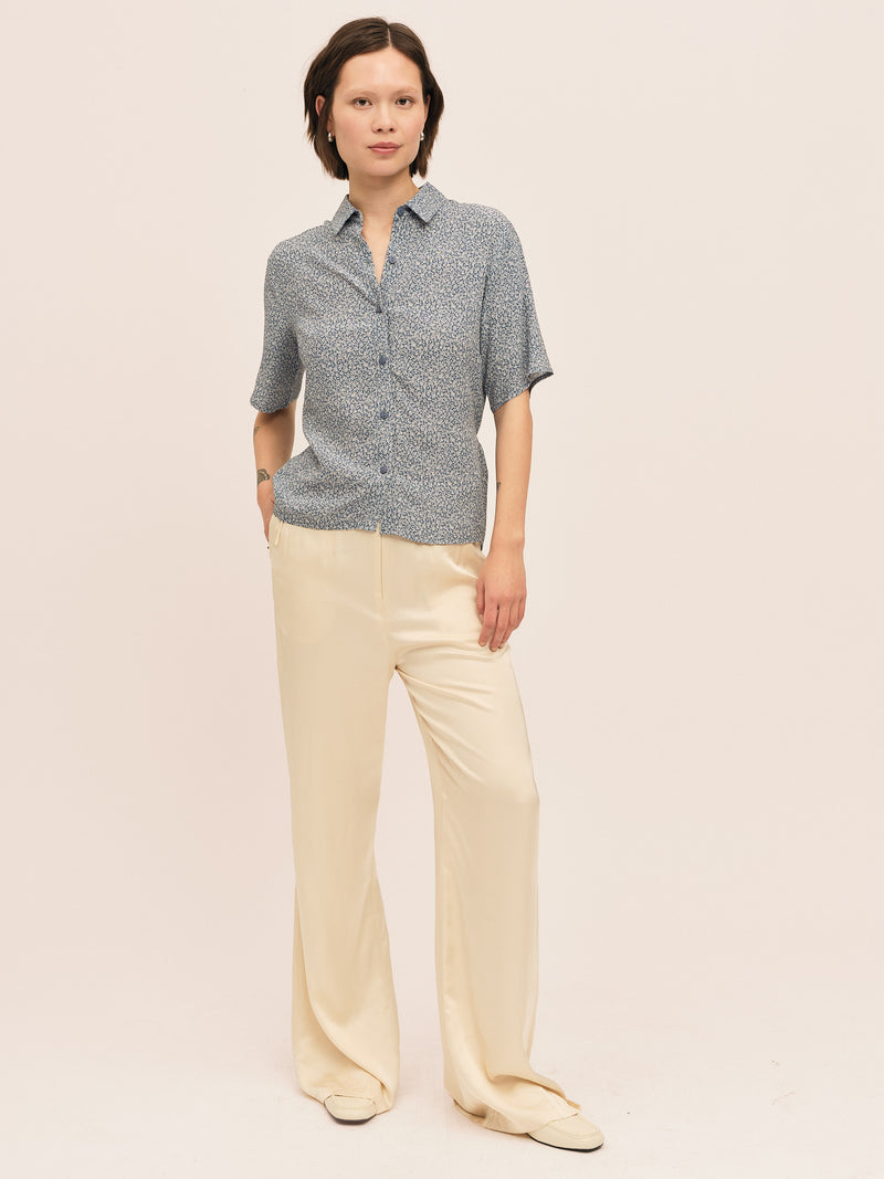 Ellen Shirt - Petite Blue Flower