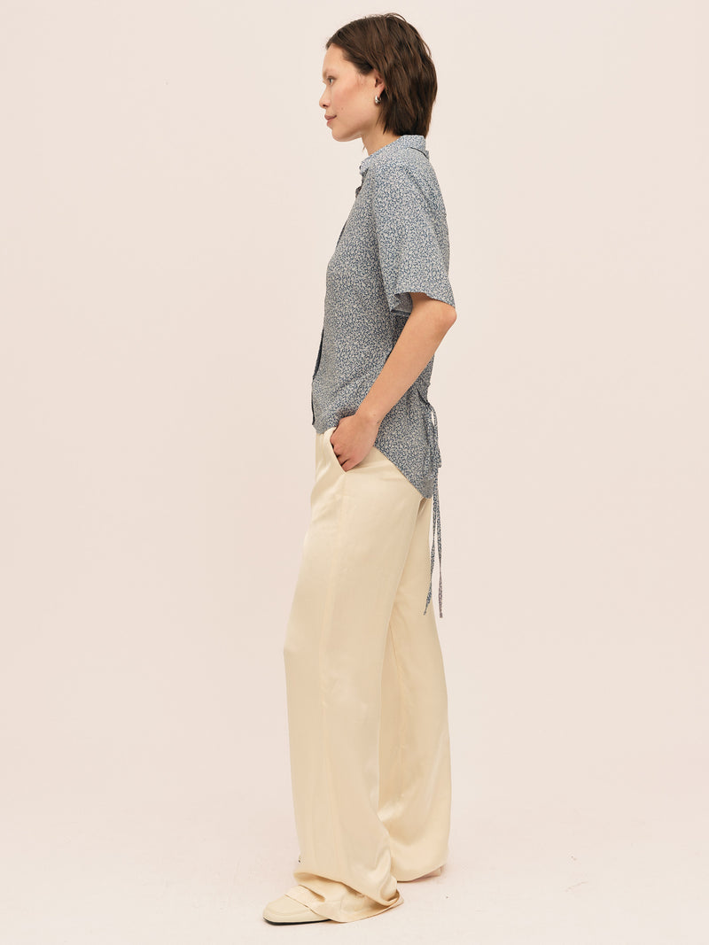 Ellen Shirt - Petite Blue Flower