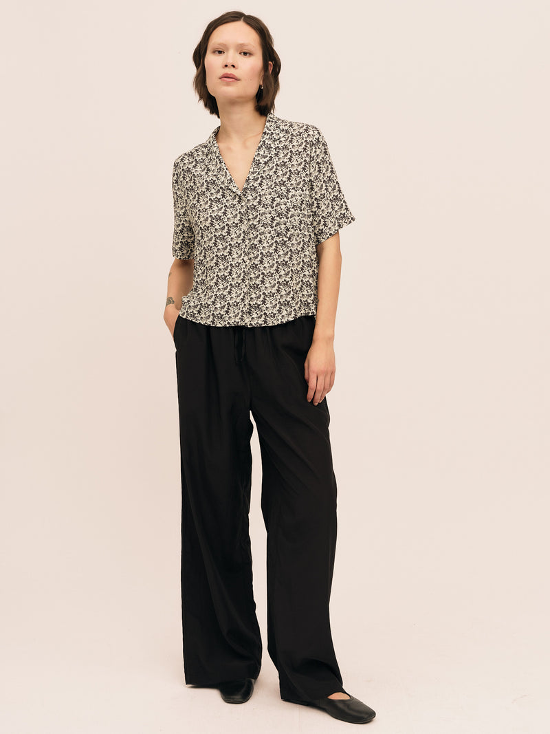 Ellen Bowler Shirt - Creme Black Print