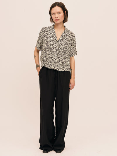 Ellen Bowler Shirt - Creme Black Print