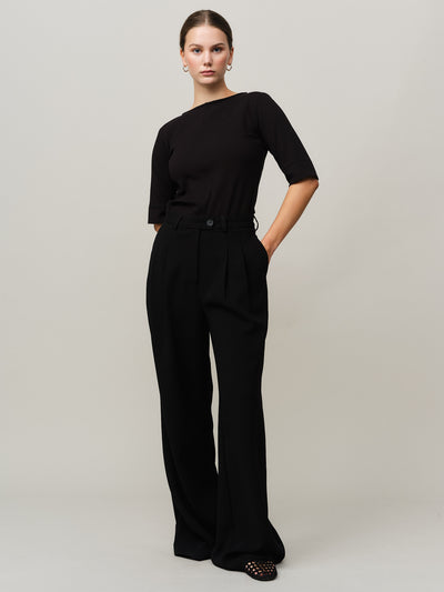 Hill Elbow- Sleeve Top - Black