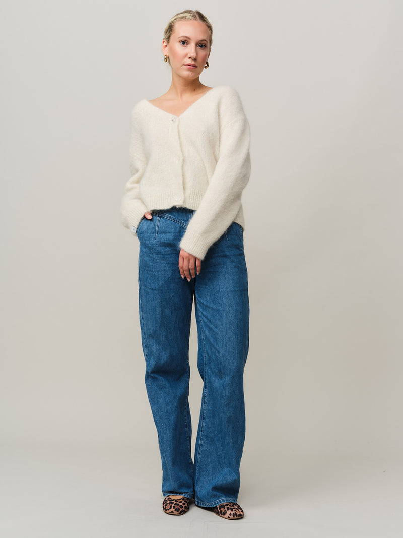 Astrid Cardigan - Creme White
