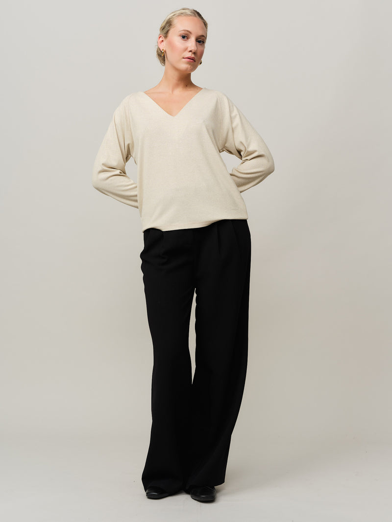 Bianca V neck Sweater - Creme Gold