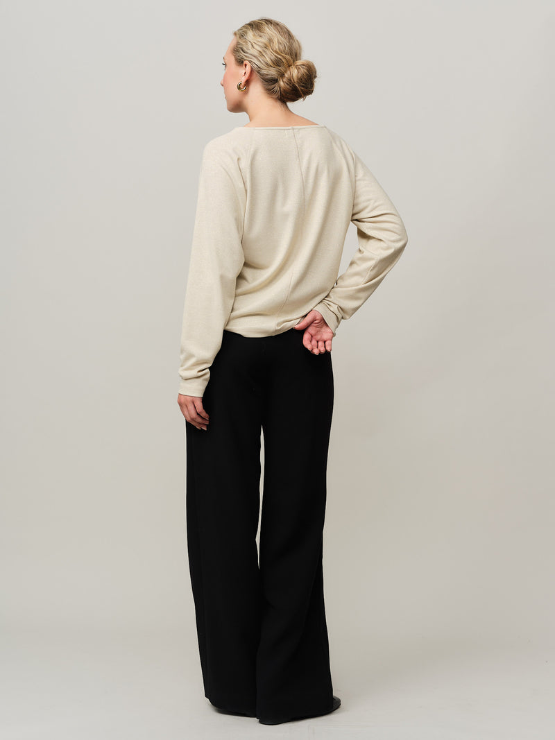 Bianca V neck Sweater - Creme Gold