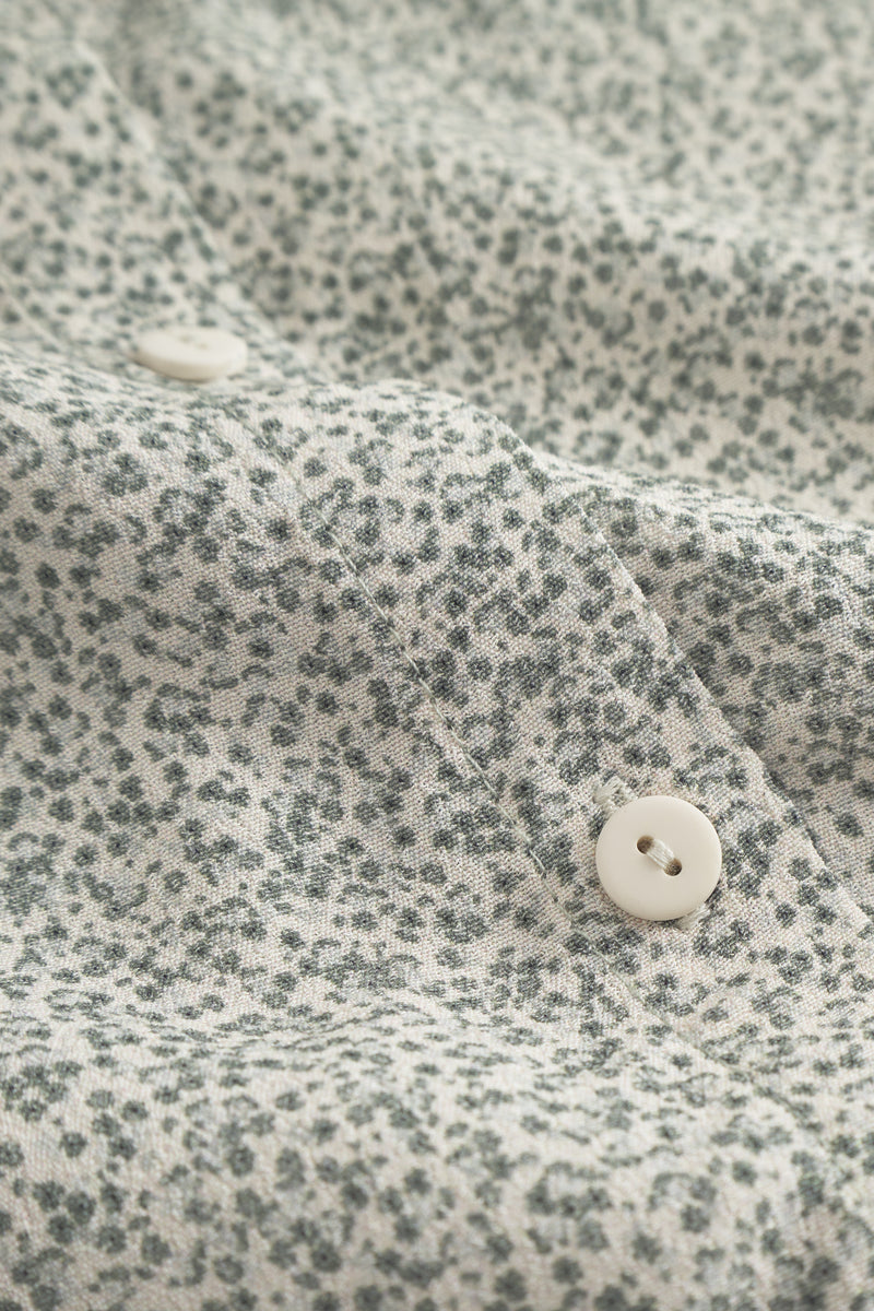 Ellen Shirt - Petite Green Flower